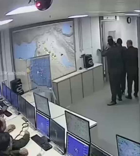 BRk NrD4Mr4urFM5.jpg