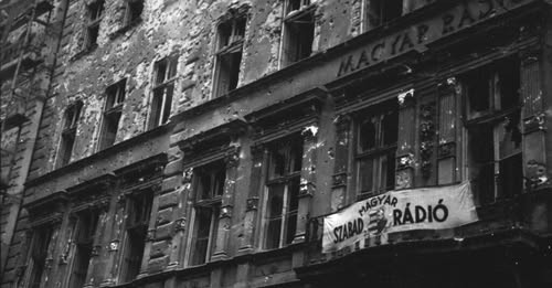 7010290824670492736?url=https%3A%2F%2Fcivilek.info%2Fwp content%2Fuploads%2F2025%2F12%2FMagyar Radio.jpg