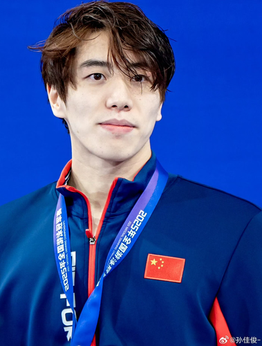 Screenshot 20251203 210311 com.sina.weibo.png