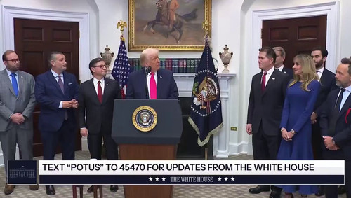 qVmZTCNgf5MPiQn .jpg