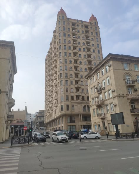 594538859 1468983598566088 7906351689751178457 n.jpg?stp=dst jpg s590x590 tt6& nc cat=106&ccb=1 7& n.jpg