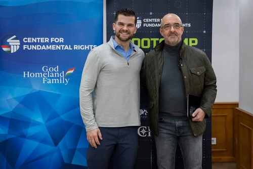 594009396 1390387949118102 2196979191149427546 n.jpg?stp=dst jpg s590x590 tt6& nc cat=104&ccb=1 7& n.jpg