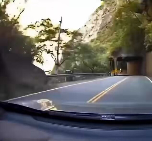 jJSmcEjS4YHRyt m.jpg