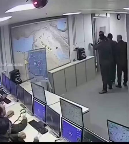 4QAsHlV4E5IW btt.jpg