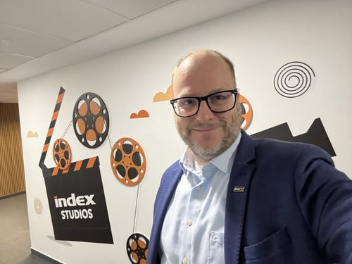 594159972 818639177811722 5342393917923869413 n.jpg?stp=cp6 dst jpg s590x590 tt6& nc cat=109&ccb=1 7.jpg