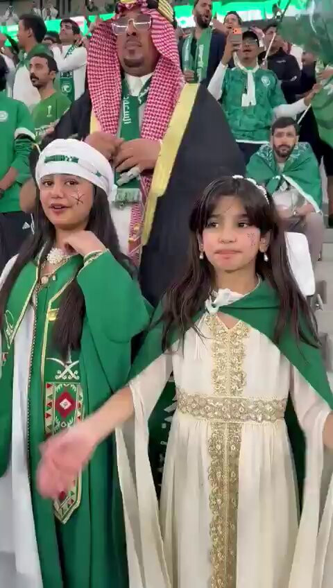 dHO Tj5ya5FxFhCG.jpg