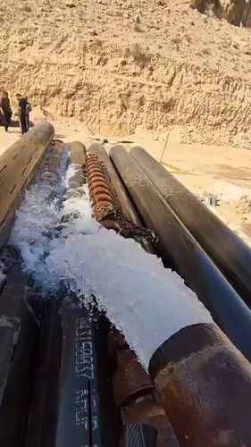 w1F c2m jE i6uYc.jpg