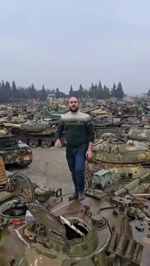 yOA6 HIcL40VI2sy.jpg