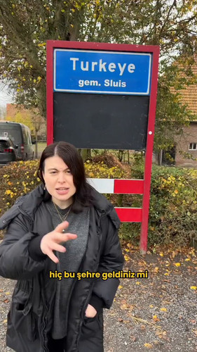 qe7 IAUY0Pj x9qM.jpg