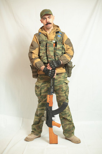 G7KpNt6WcAAANY2.jpg