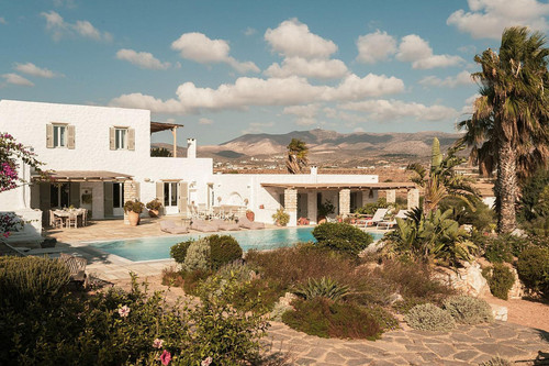 Villas in Paros Greece.jpg