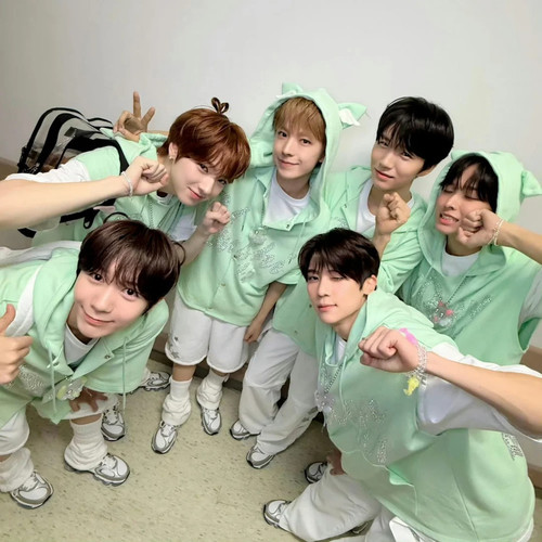 求助这个堆堆袜是什么 1 希子耶 来自小红书网页版.jpg