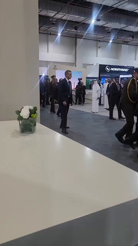 Sr2pTN kkOnzdQeg.jpg