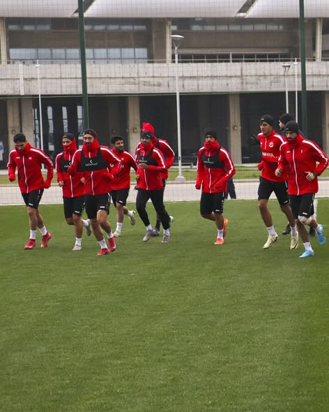 589381318 18181733410363809 7519252227451048379 n.webp?stp=dst jpg s590x590 tt6& nc cat=110&ccb=1 7&.jpg