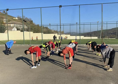 594813188 706668925835940 6603871650004496923 n.jpg?stp=cp6 dst jpg s590x590 tt6& nc cat=111&ccb=1 7.jpg