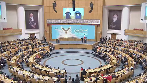 GmhM eaHzLoxoAGN.jpg