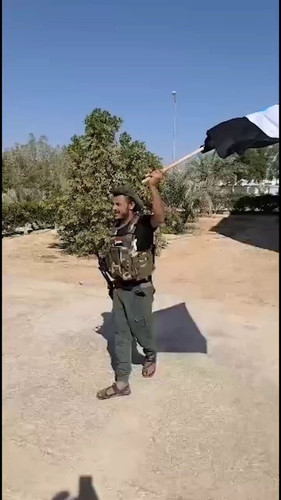 L2UFENBjtbPnq6qO.jpg