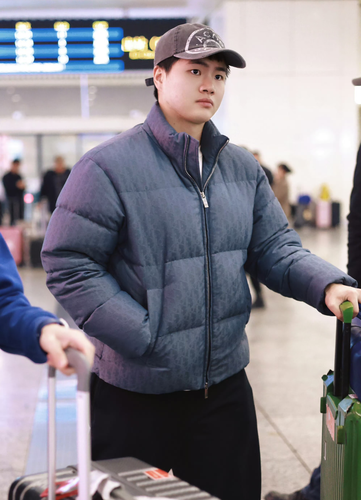 Screenshot 20251203 192841 com.sina.weibo.png