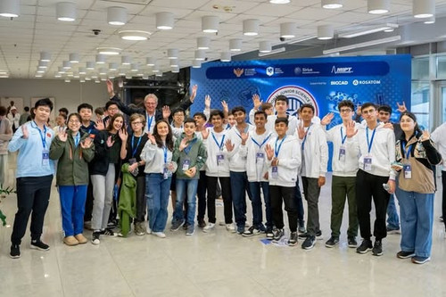 593970137 1223209383207219 1037954454301137352 n.jpg?stp=dst jpg s590x590 tt6& nc cat=106&cb2=99be92.jpg