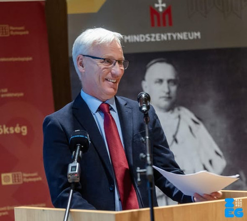 593713006 1267726665162018 5158903371213368604 n.jpg?stp=dst jpg s590x590 tt6& nc cat=111&ccb=1 7& n.jpg