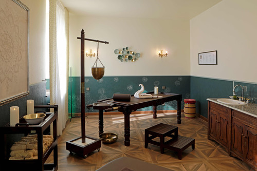 Buy Ayurveda Table Online | Esthetica Spa Furniture India.jpg