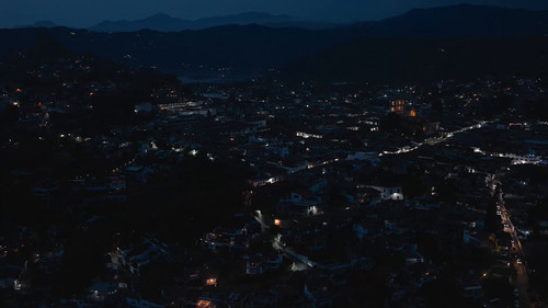 PC0D5Br XOBnMRw5.jpg