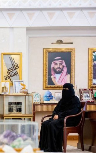G7L3aQeWIAAv 6Z.jpg