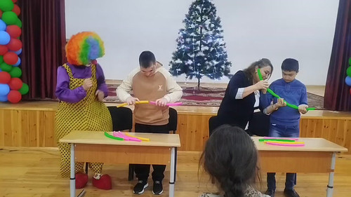 MezVmwGMR2CpdAFf.jpg