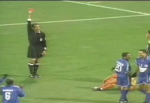 Am8rq8 RqMzx1Nu4.jpg