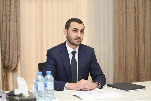 G5t2qHMa8AAtZT5.jpg