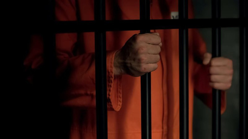 مكتب إعلام الأسرى:

- يبلغ عدد الأسرى المحكومين بالمؤبد 114 أسيراً من مختلف المحافظات، حيث الخليل 28، نابلس 21، رام الله 17، الأراضي المحتلة 16، جنين ...