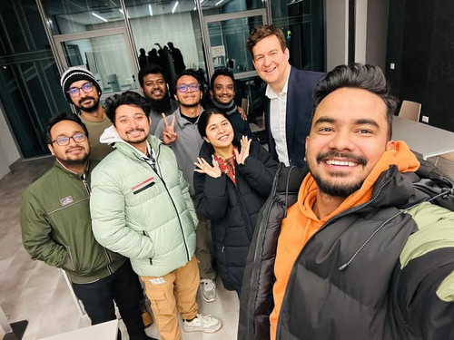 593857306 1430680155090182 7637810630086612482 n.jpg?stp=dst jpg s720x720 tt6& nc cat=109&ccb=1 7& n.jpg