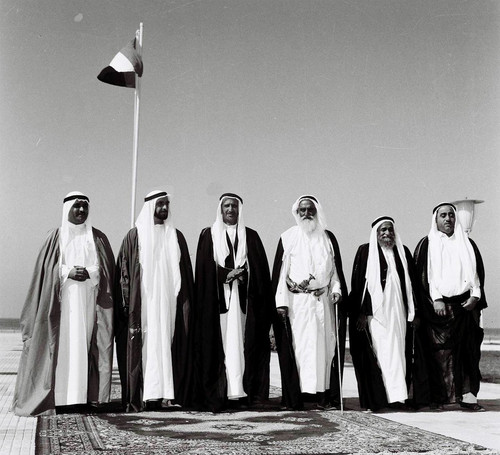 G7Jw2CbbgAIeIfI.jpg