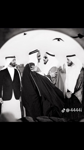 G7KZVhMakAA2RKu.jpg