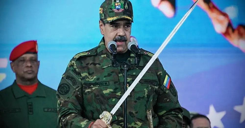 G7KwSv0aQAAKPpI.jpg