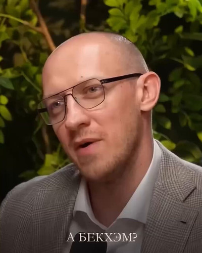 WPVozy1pwBGSPYXc.jpg