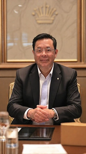 adaf68493231.jpg