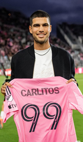 Camera XHS 1764493449421 edit 421921484575721.jpg