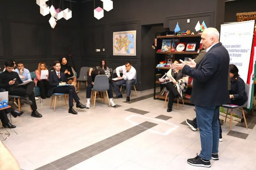 590803738 1264719382361550 1213963086462439631 n.jpg?stp=dst jpg s590x590 tt6& nc cat=108& nc cb=99b.jpg