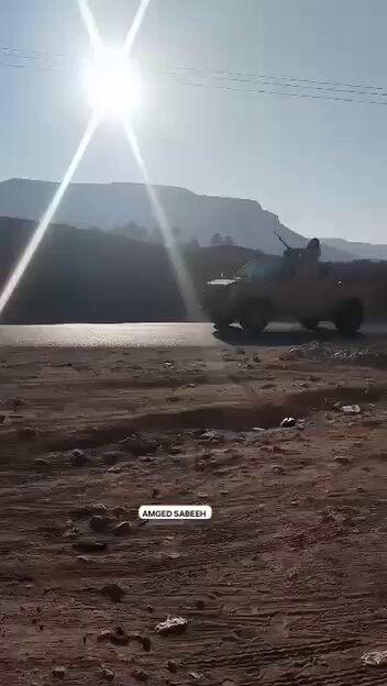 fl KYukguuTeS vE.jpg