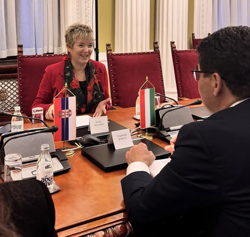 592428661 1413054916931312 8372075704464979795 n.jpg?stp=dst jpg s590x590 tt6& nc cat=106&ccb=1 7& n.jpg