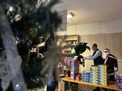 593731707 1471458518120693 985136954079173165 n.jpg?stp=cp6 dst jpg s590x590 tt6& nc cat=102&ccb=1 7.jpg