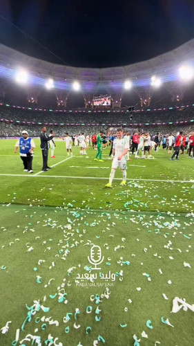 AYXyNL6 hdEoqTpd.jpg