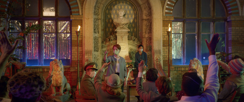 Bad.Luck.Banging.or.Loony.Porn.2021.BluRay.Pad.1080p.AAC.x265 10bit HDSPad.mp4 20220620 224946.851.png