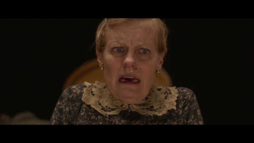 Love.Gets.a.Room.2021.BluRay.REMUX.1080p.AVC.DTS HD.MA5.1 HDS.mkv 20220608 163233.255.png