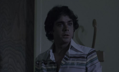 The.Toolbox.Murders.1978.2160p.Pad HDR.UHD.BluRay.AAC.x265 10bit HDSPad.mp4 20220622 163837.859.png