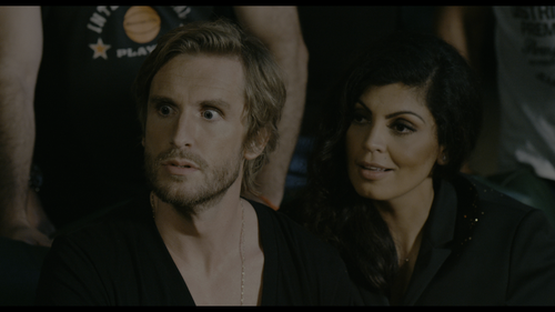 Alibi.com.2017.UHD.BluRay.REMUX.2160p.HEVC.DTS HD.MA5.1 HDS.mkv 20220622 133707.124.png