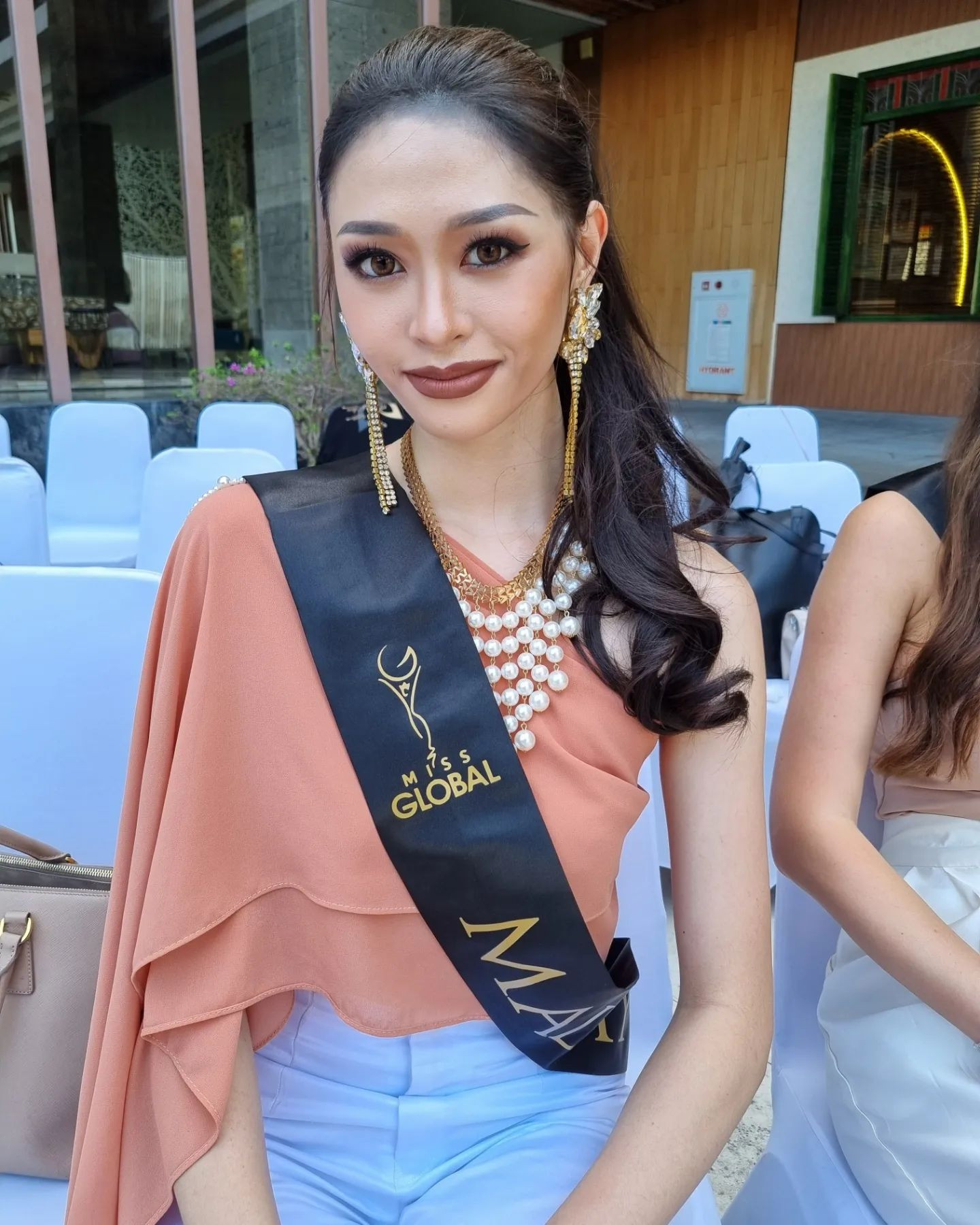 philippines vence miss global 2022. - Página 9 HR0ef4