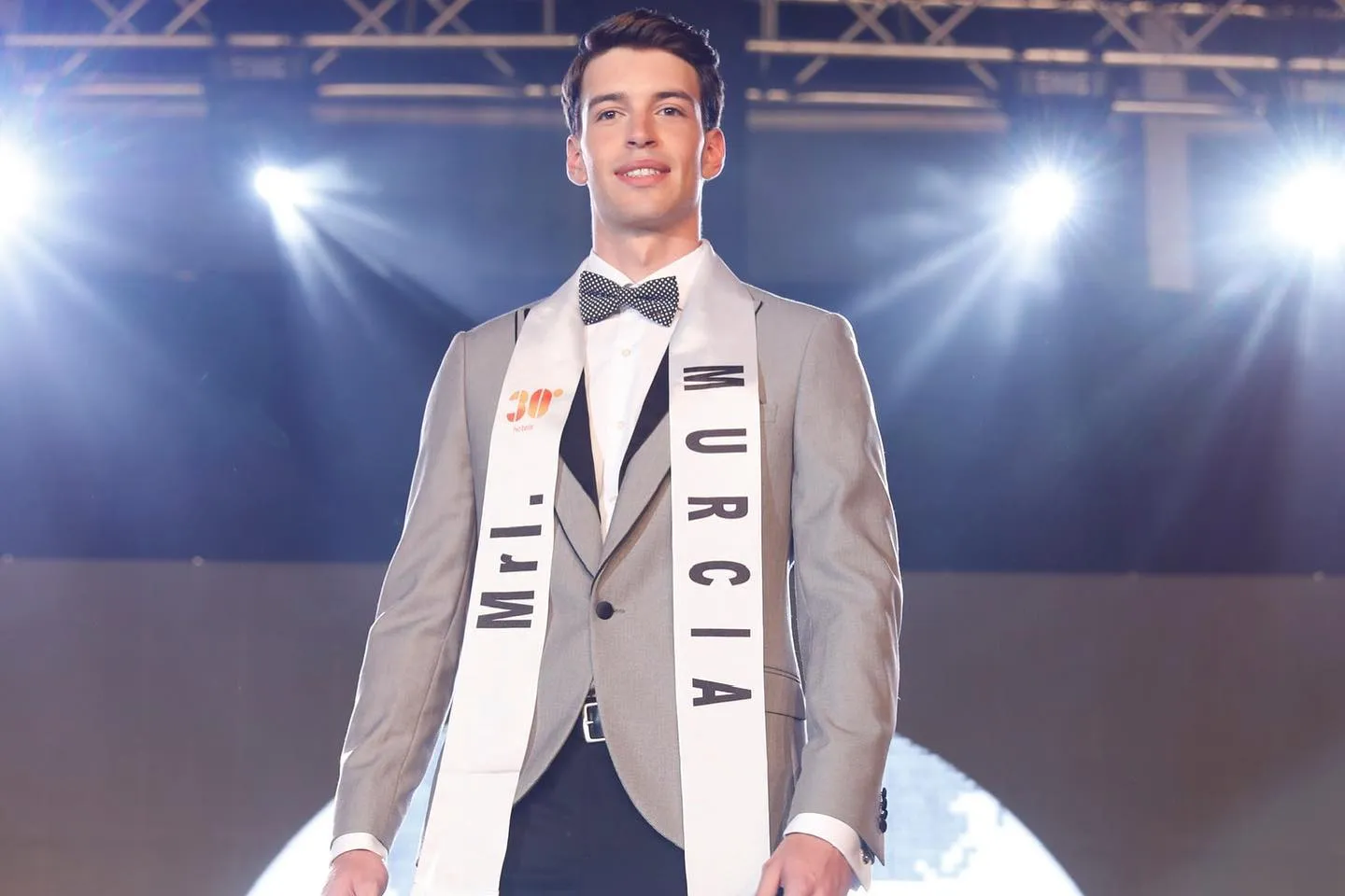 murcia vence mr international spain 2022. - Página 21 HULuJp