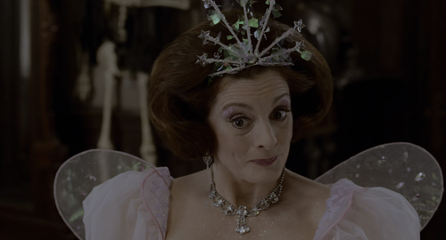 The.Addams.Family.1991.2160p.Pad HDR.UHD.BluRay.AAC.x265 10bit HDSPad.mp4 20220621 222859.831.png